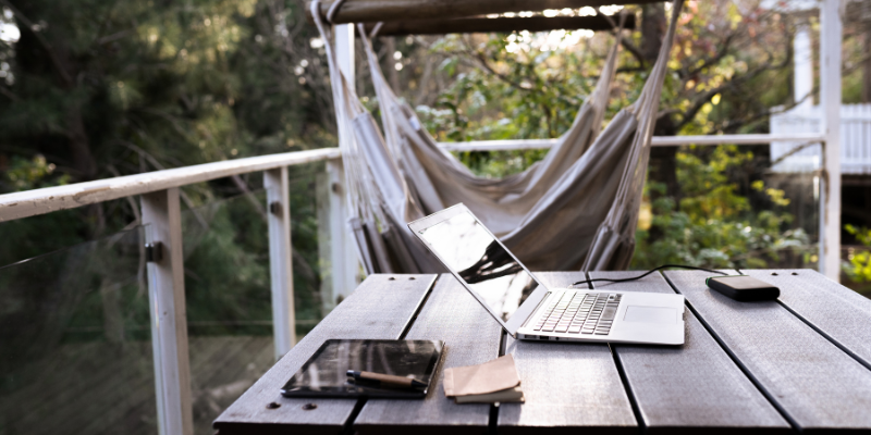 Digital nomad working in Chile